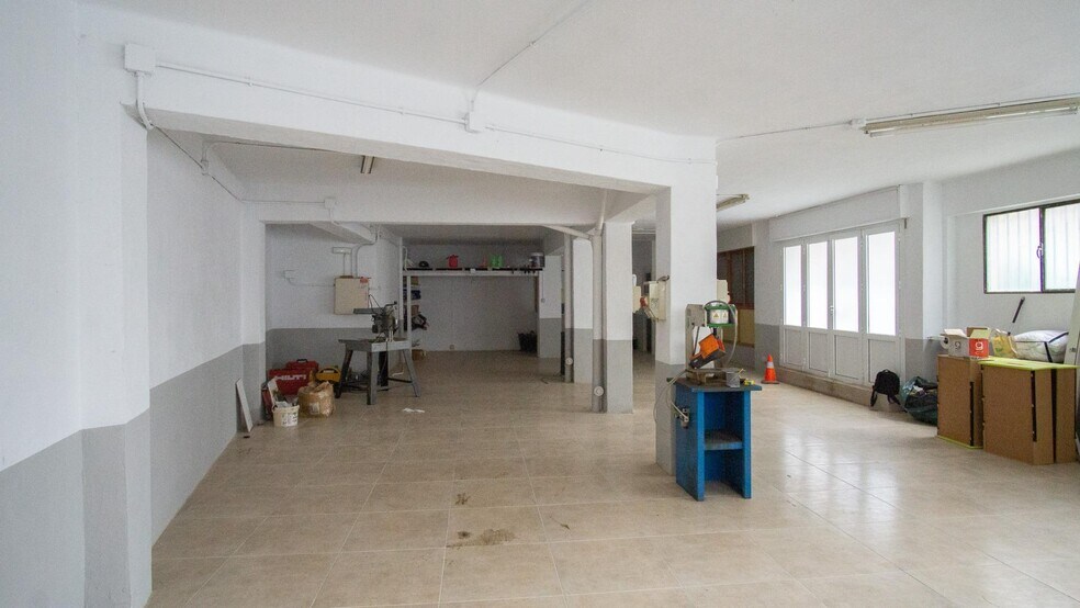 Local commercial dans Elda, Alicante à vendre - Photo intérieure – Image 2 sur 3