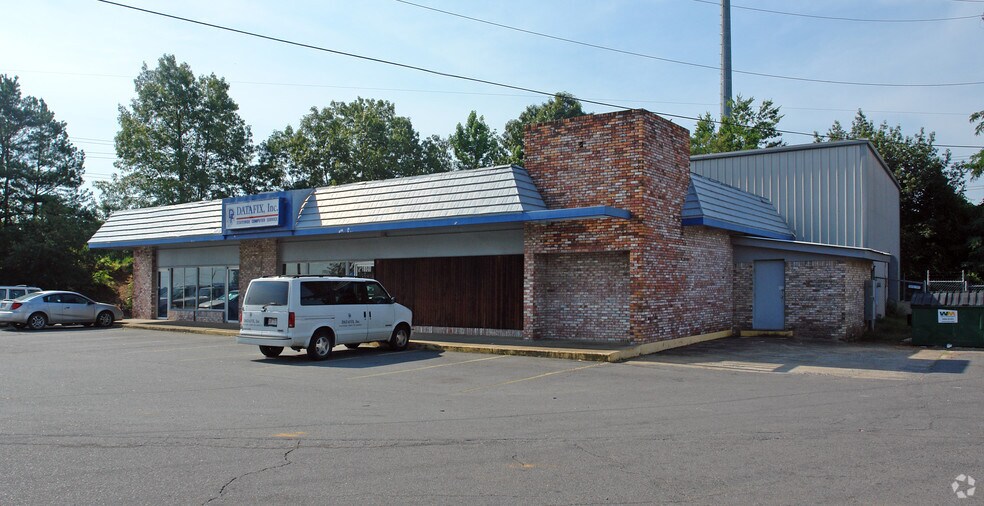 5101 W 65th St, Little Rock, AR à vendre - Photo principale – Image 1 sur 31