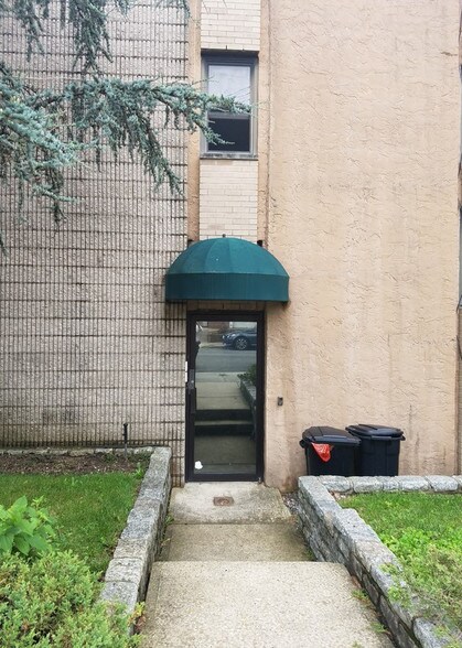 4621 Little Neck Pky, Little Neck, NY à vendre - Autre – Image 3 sur 22