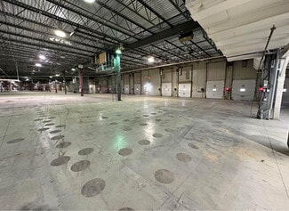 Plus de détails pour 4180 Rue Villeneuve, Lac-megantic, QC - Industriel/Logistique à louer