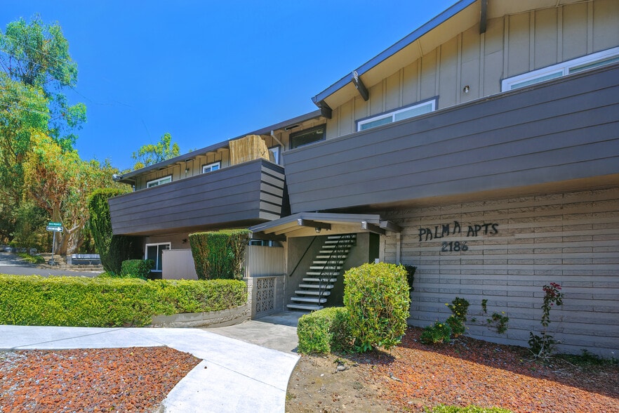 2186 Carlmont Dr, Belmont, CA à vendre - Photo de l’immeuble – Image 2 sur 53