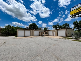 Plus de détails pour 4136 Keller Hicks Rd, Fort Worth, TX - Industriel/Logistique à louer