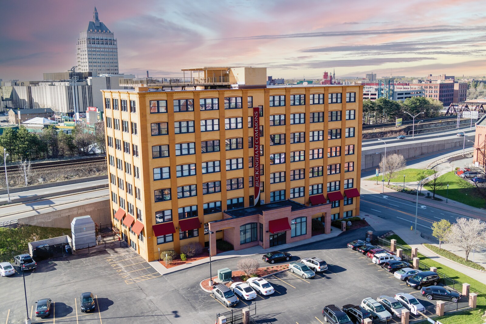 85 Allen St, Rochester, NY à louer Photo principale– Image 1 sur 14