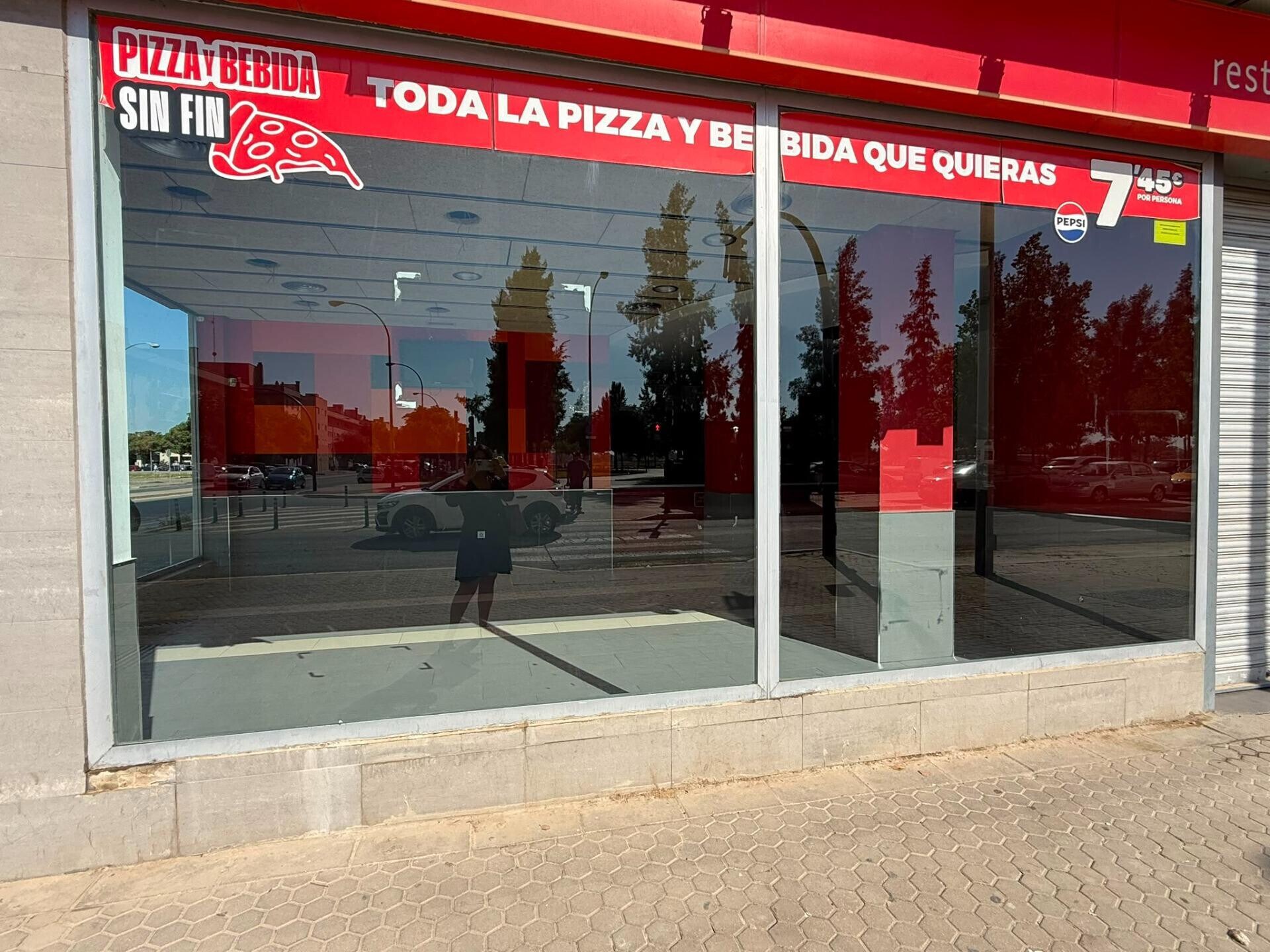 Local commercial dans Séville, Sevilla à louer Photo de l’immeuble– Image 1 sur 23