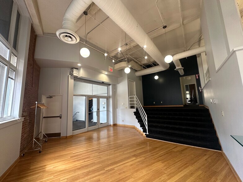 401 E Court St, Cincinnati, OH à louer - Photo intérieure – Image 3 sur 16