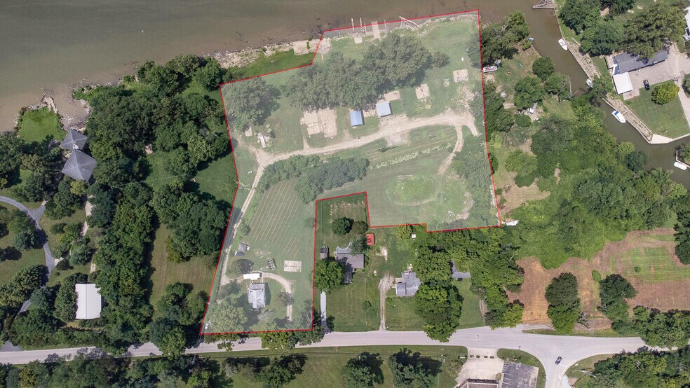 5209 River Rd, Louisville, KY à vendre - Photo de l’immeuble – Image 2 sur 55