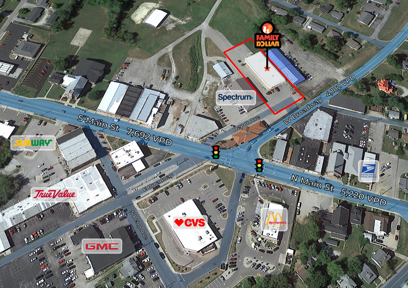 63 Depot Ave, Eminence, KY à vendre - Aérien – Image 2 sur 2