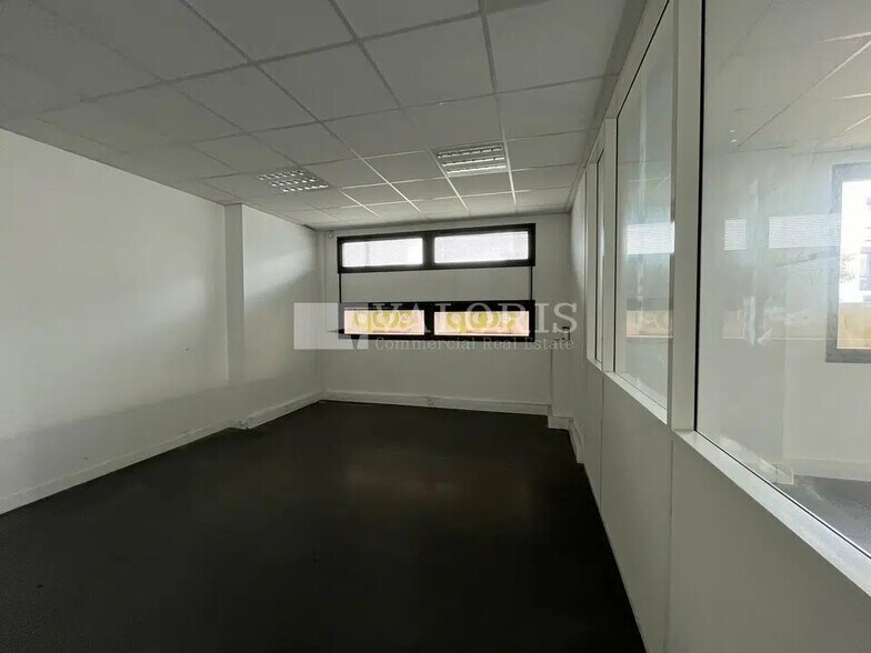 Bureau dans Lyon à louer - Photo de l’immeuble – Image 2 sur 5