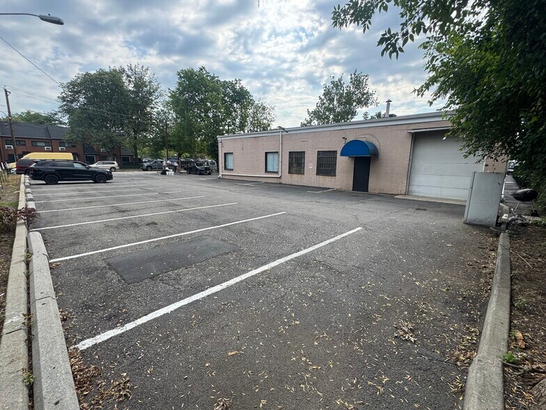 100 S Van Brunt St, Englewood, NJ à vendre - Photo de l’immeuble – Image 3 sur 7