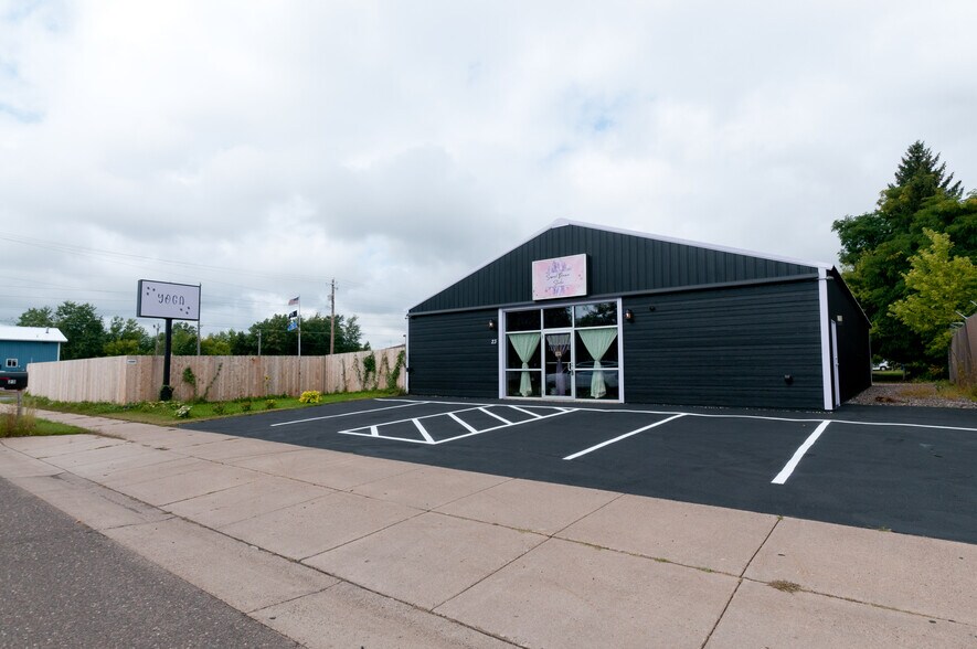 23 W St. Patrick St, Rice Lake, WI à vendre - Photo de l’immeuble – Image 2 sur 24