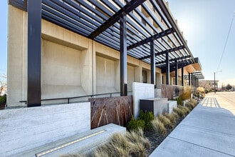 1100 Jadwin Ave, Richland, WA à louer Photo de l’immeuble– Image 2 sur 32