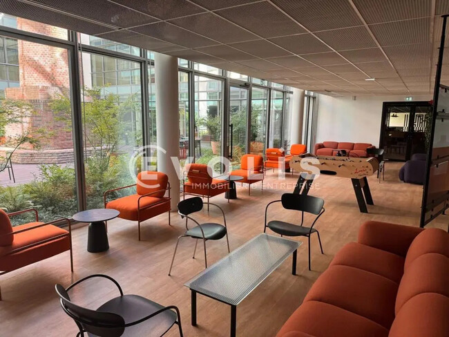 Plus de détails pour 24-26 Rue Villeneuve, Clichy - Coworking à louer