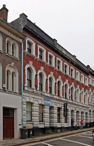 Plus de détails pour 31 King St, Luton - Bureau à louer