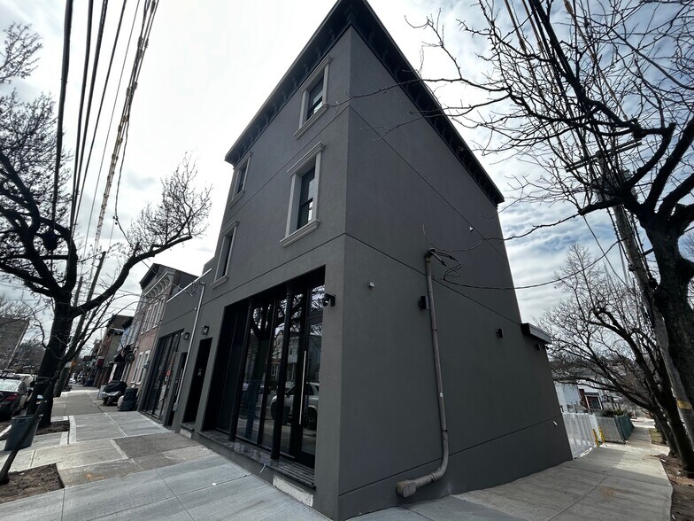 1230 Bay St, Staten Island, NY à louer - Photo de l’immeuble – Image 2 sur 4