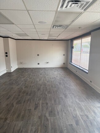 Plus de détails pour 618-630 W Wisconsin Ave, Appleton, WI - Local commercial à louer