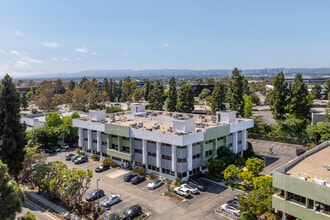 5839-5855 Green Valley Cir, Culver City, CA - VUE AÉRIENNE  vue de carte - Image1