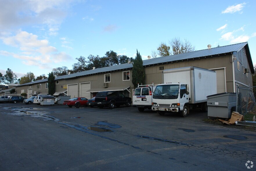 164-174 Teamtrack Rd, Auburn, CA à louer - Photo de l’immeuble – Image 2 sur 3