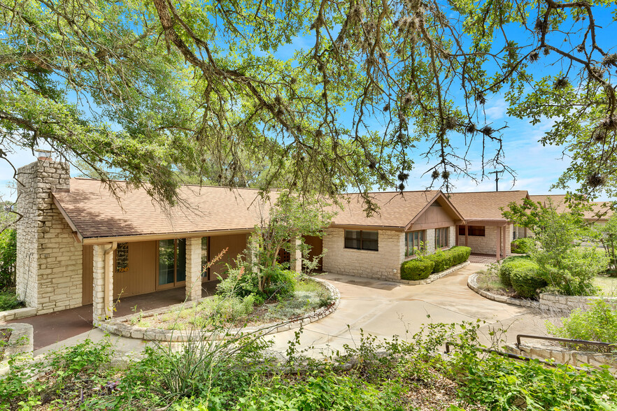 3035 W Highway 290, Dripping Springs, TX à vendre - Photo principale – Image 1 sur 22
