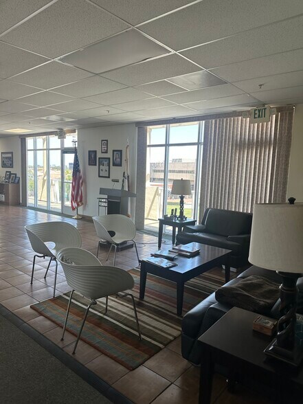 23211-23215 Hawthorne Blvd, Torrance, CA à louer - Photo intérieure – Image 3 sur 7
