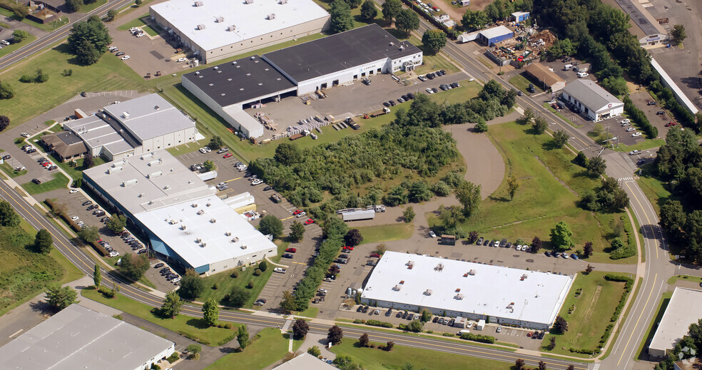 700 Parker St, Manchester, CT à louer - Aérien – Image 2 sur 2