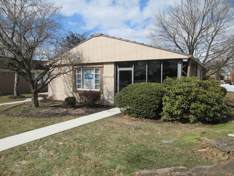 2205 Lehigh St, Easton, PA à louer - Photo principale – Image 2 sur 22