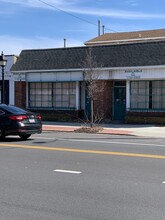 1664 Union Blvd, Bay Shore, NY à louer Photo de l’immeuble– Image 1 sur 5