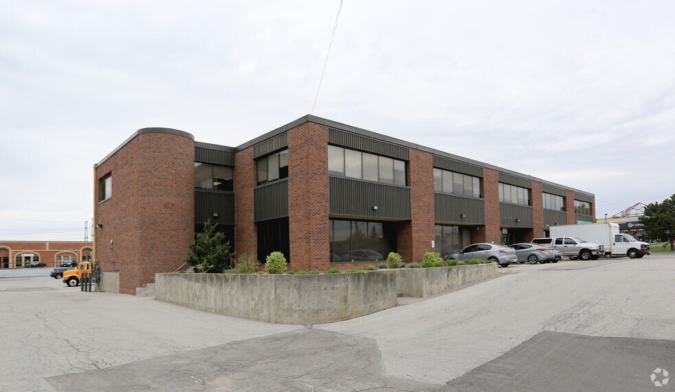 1020 Brock Rd, Pickering, ON à louer - Photo de l’immeuble – Image 2 sur 6