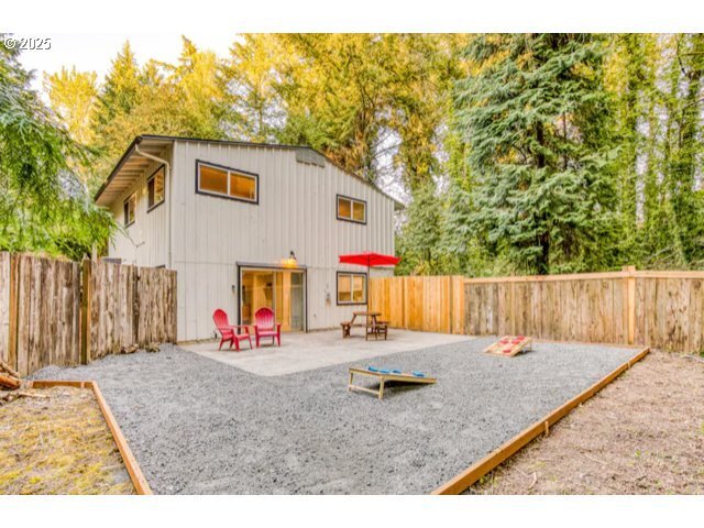 8720 SW Katherine Ln, Portland, OR à vendre - Photo de l’immeuble – Image 2 sur 10