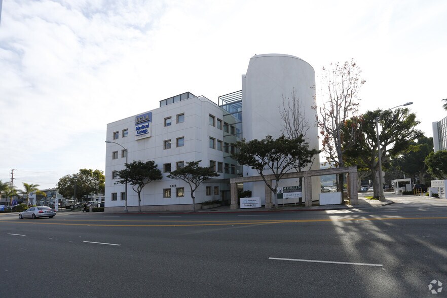2428 Santa Monica Blvd, Santa Monica, CA à louer - Photo de l’immeuble – Image 3 sur 3