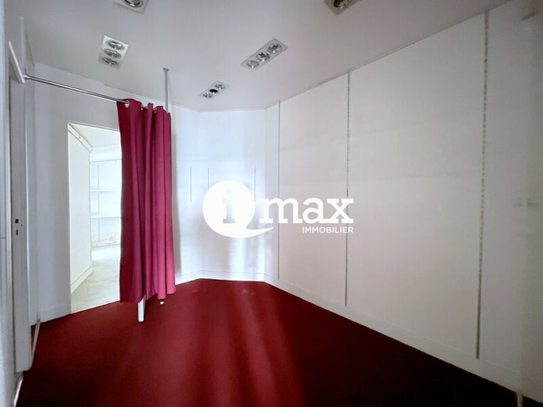 49 Avenue Pasteur, Courbevoie à louer - Photo de l’immeuble – Image 3 sur 8