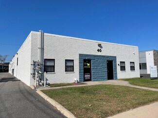 Plus de détails pour 40 Brook Ave, Deer Park, NY - Industriel/Logistique à louer