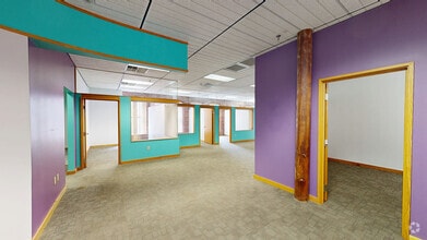 977-1001 Elm St, Manchester, NH à louer Numérisation 3D Matterport– Image 1 sur 6