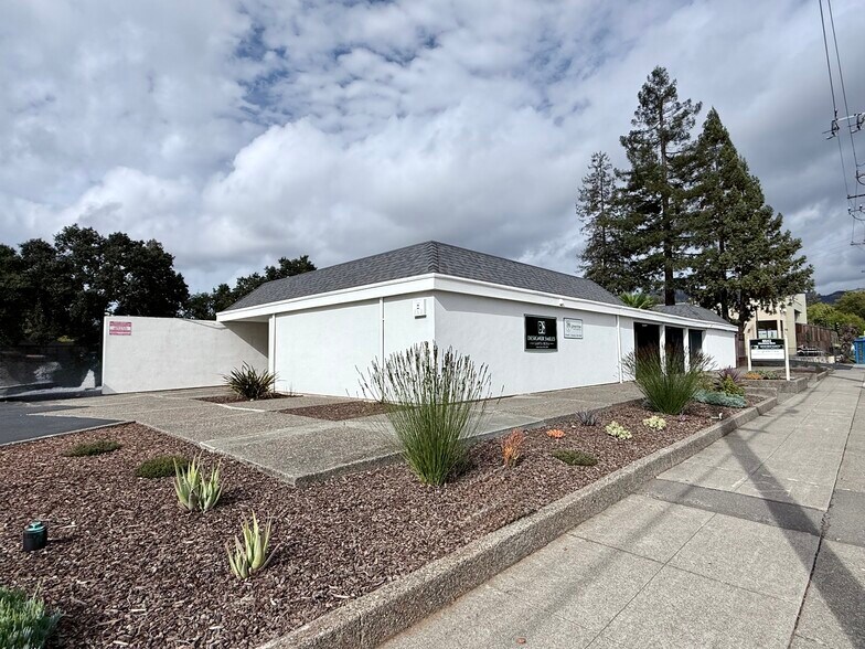 6543 Montecito Blvd, Santa Rosa, CA à vendre - Photo de l’immeuble – Image 2 sur 23