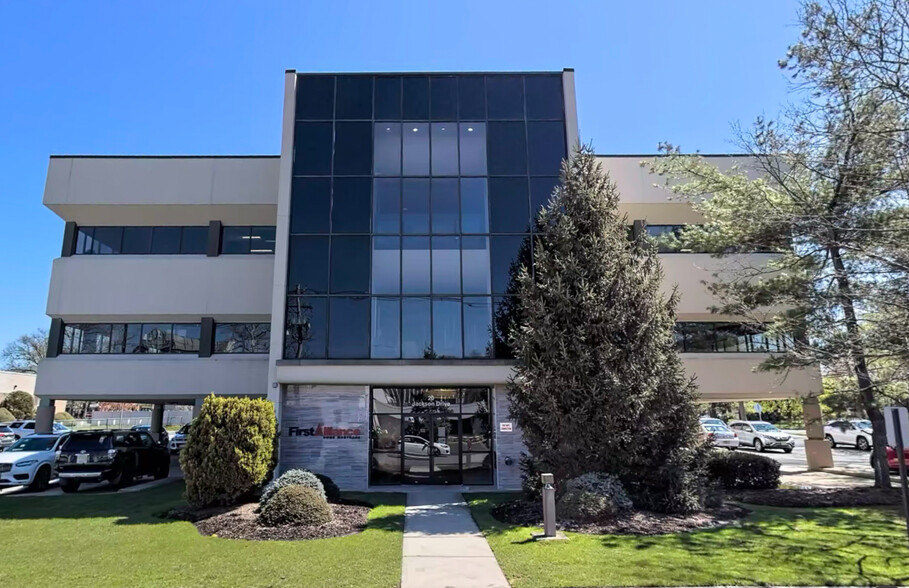 20 Jackson Dr, Cranford, NJ à louer - Photo de l’immeuble – Image 1 sur 8