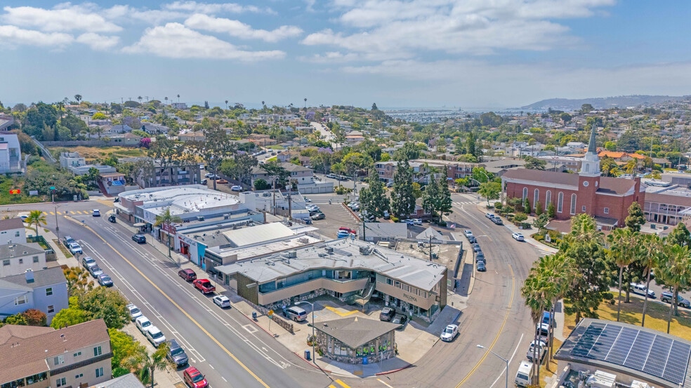 3675-3683 Voltaire St, San Diego, CA à vendre - Photo de l’immeuble – Image 3 sur 15