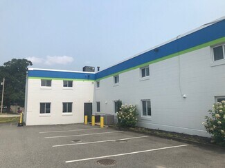 Plus de détails pour 166 Lavan St, Warwick, RI - Bureau à louer
