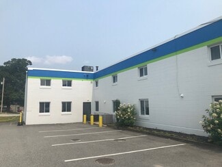 Plus de détails pour 166 Lavan St, Warwick, RI - Bureau à louer