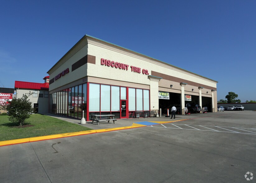 10223 W Broadway St, Pearland, TX à louer - Photo principale – Image 3 sur 4