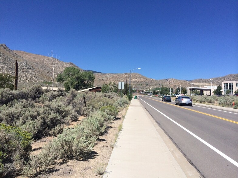 1393 Medical Pky, Carson City, NV à louer - Photo de l’immeuble – Image 3 sur 4