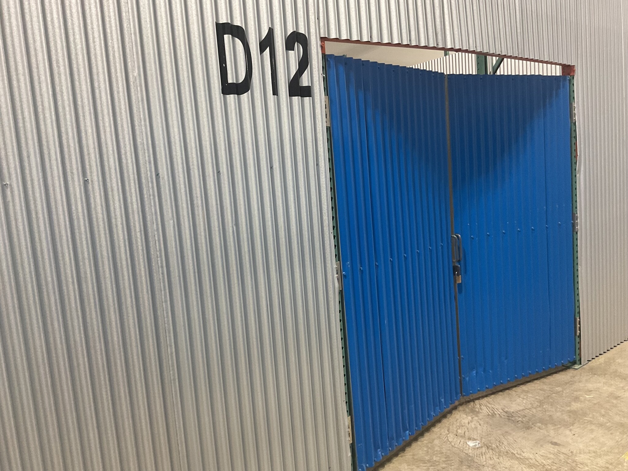 245 S Spruce Ave, South San Francisco, CA à louer Photo intérieure– Image 1 sur 1