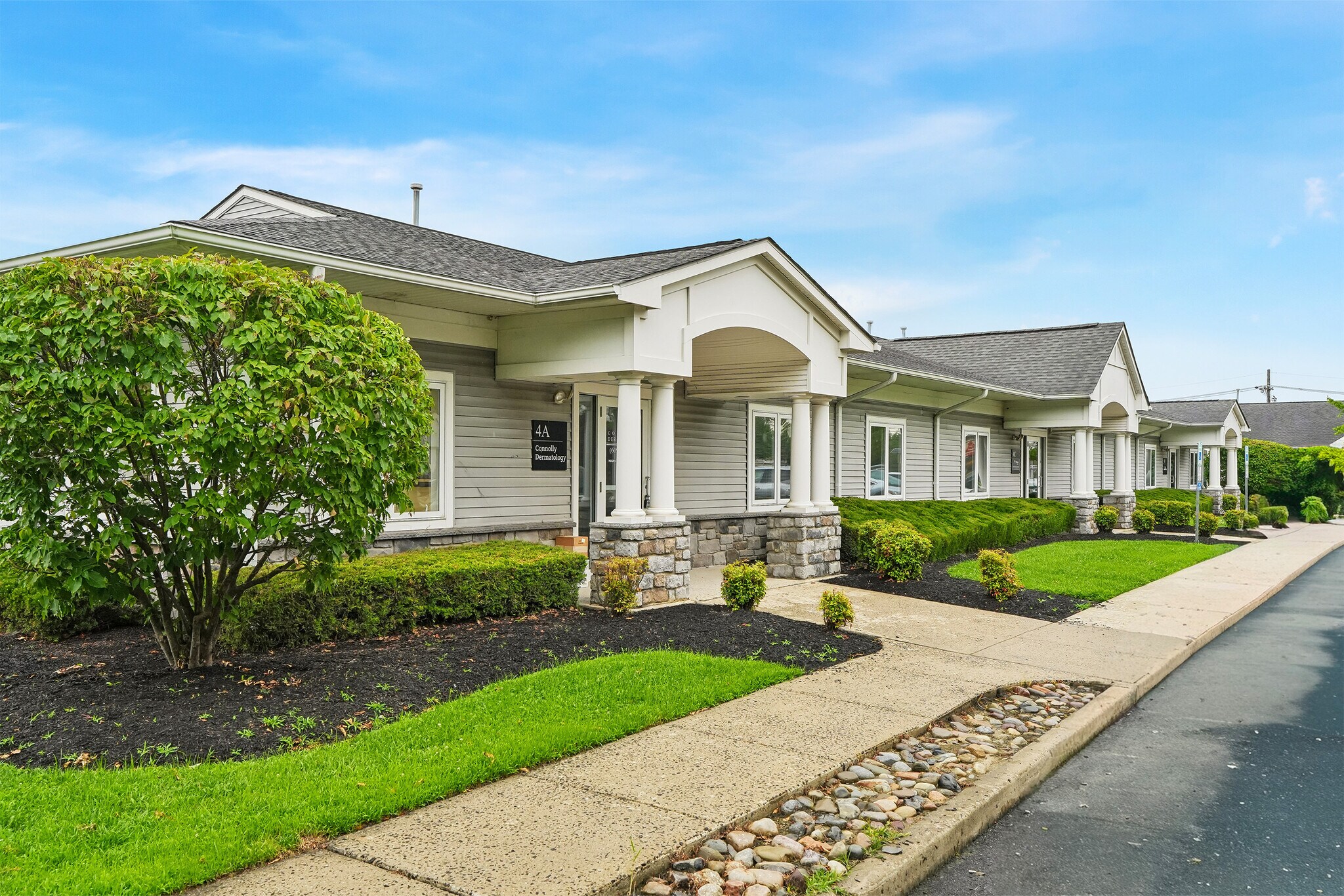 1900 Mt. Holly Rd, Burlington, NJ à louer Photo de l’immeuble– Image 1 sur 11