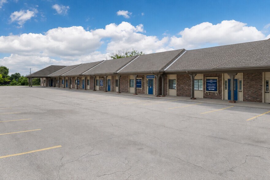 13010 White Ave, Grandview, MO à vendre - Photo de l’immeuble – Image 2 sur 14