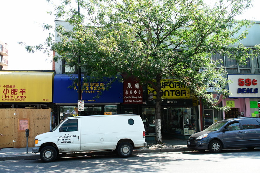 3637-3639 Main St, Flushing, NY à louer - Photo principale – Image 1 sur 2