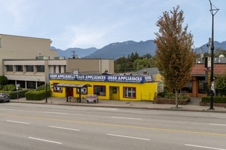 Plus de détails pour 4739-4743 Hastings St, Burnaby, BC - Local commercial à louer