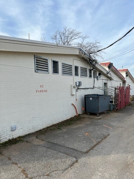 1001 NW 15th Ave, Ardmore, OK à vendre - Photo de l’immeuble – Image 3 sur 60
