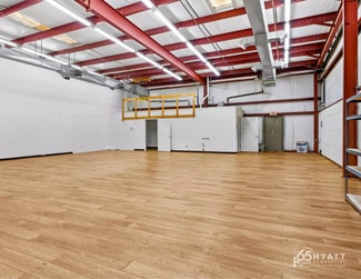 Plus de détails pour 43935 Commerce Ave, Hollywood, MD - Local d'activités à louer