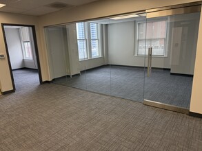 310 SW 4th Ave, Portland, OR à louer Photo intérieure– Image 1 sur 1