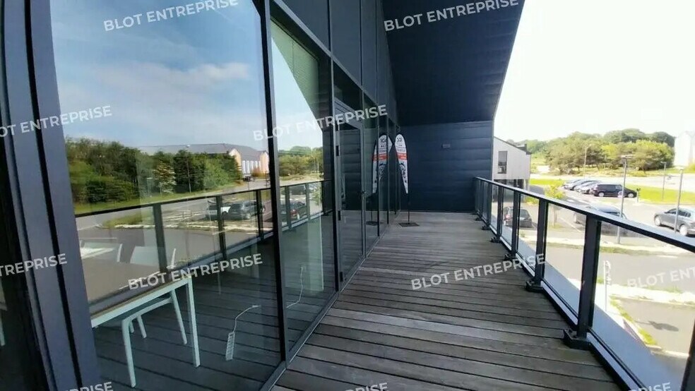 Bureau dans Saint-Malo à louer - Photo de l’immeuble – Image 1 sur 6