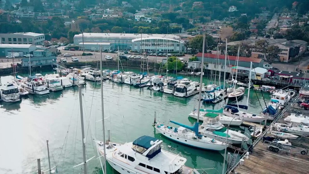 10-20 Liberty Ship Way, Sausalito, CA à louer - Vidéo sur l’annonce professionnelle – Image 1 sur 7