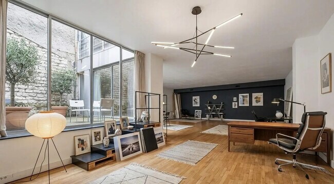 Plus de détails pour Bureau à louer